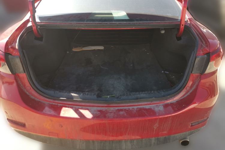 Used Mazda Atenza 2014 2.0L Blue Sky Luxury Edition
