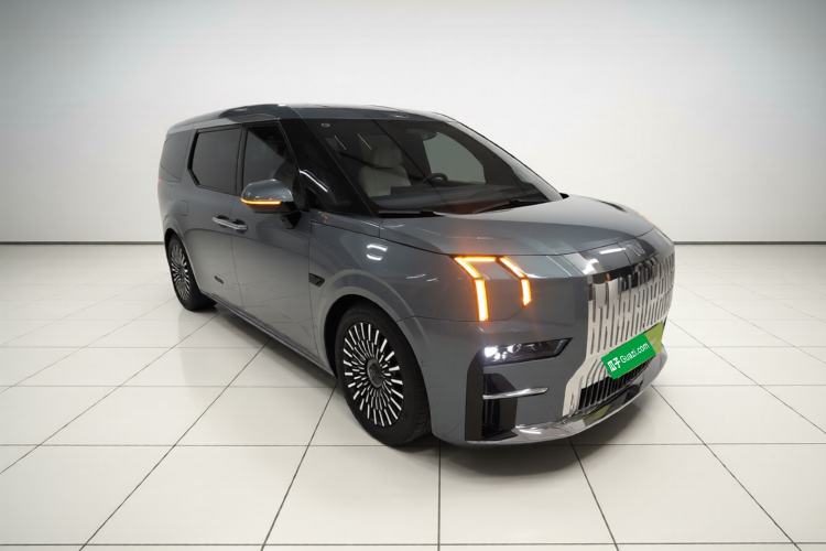 Used Zeekr 009 2024 Six-Seat Executive Version 4WD 108 kWh