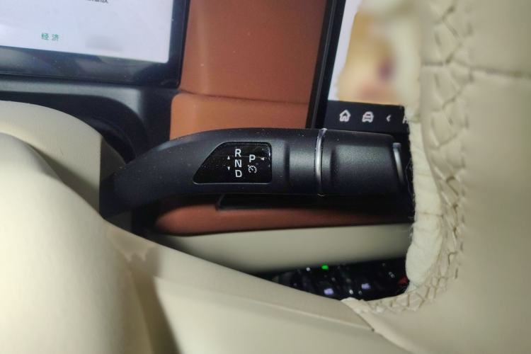 Used ORA Good Cat 2025 Model, 430 km Luxury Version
