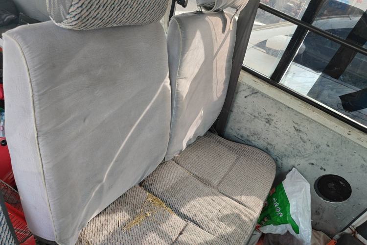 Used Foton Scenic 2016 2.0L Landscape Express Version Long Wheelbase Low Roof – 4Q20M
