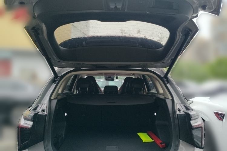 Used Hongqi HS3 2023 1.5T Two-Wheel Drive Shanwei Edition Trunk