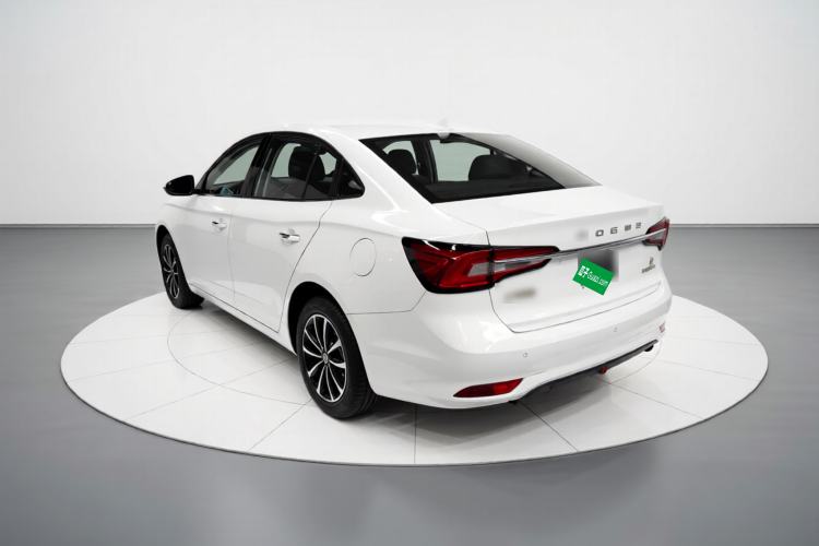 Used Roewe i5 2020 1.5L Automatic 4G Connect Luxury Flagship Edition
