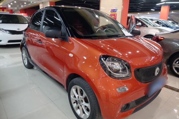 Used smart forfour 2016 1.0L 52 kW Dynamic Edition
