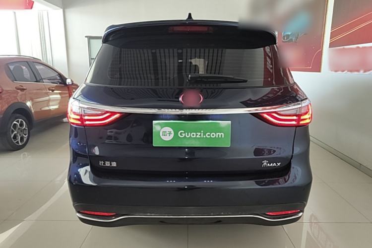 Used BYD Song MAX 2017 1.5T Manual Smart Connect Luxury 7-Seater