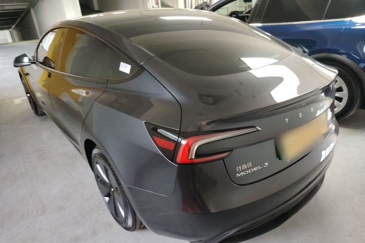 Used Tesla Model 3 2023 Rear-Wheel-Drive Version
