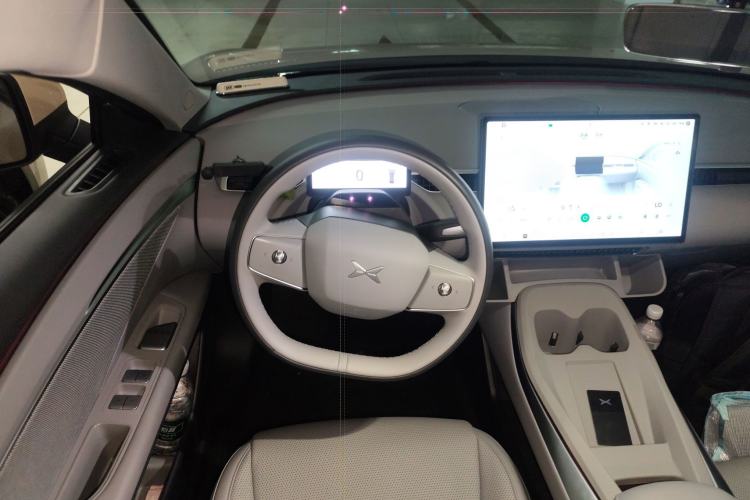 Used XPeng MONA M03 2024 620 with Ultra-Long Range Steering Wheel