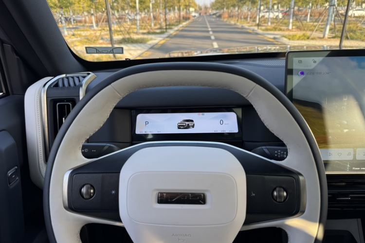 Used iCAR 03T 2024 520km Two-Wheel Drive Long-Range Version