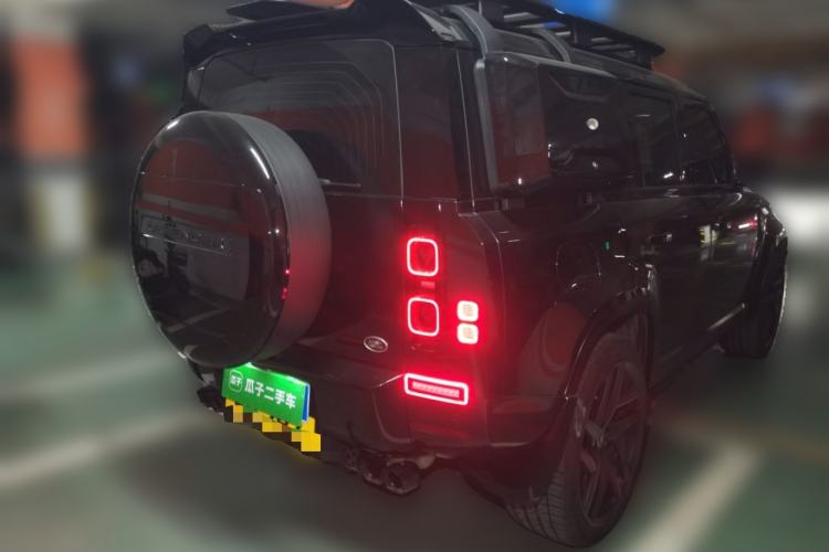 Used Land Rover Defender 2020 110 P400 SE Rear Right 45 Deg