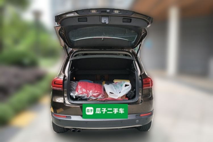 Used Volkswagen Tiguan 2013 1.8 TSI Automatic All-Wheel Drive Luxury Model Trunk