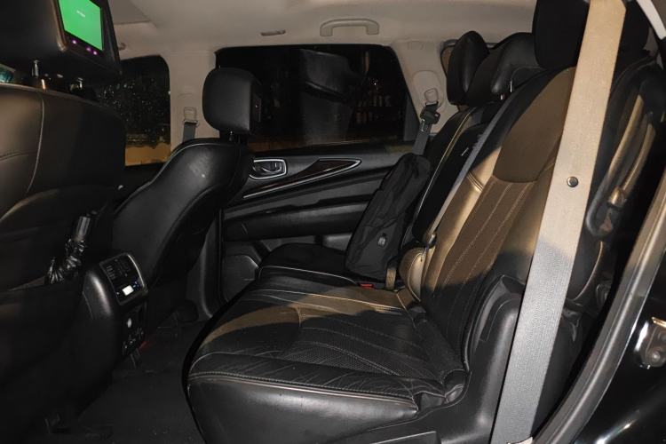 Used Infiniti JX 2013 JX35 4x4 All-Terrain Edition Left Rear Seat