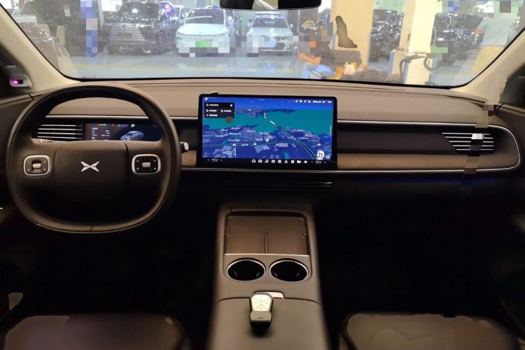 Used XPeng G6 2024 580 Long-Range Plus Center Console