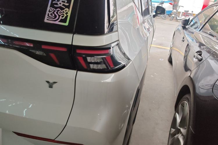 Used AION Y 2022 70 Enjoyment Edition Lithium Iron Phosphate
