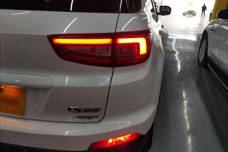 Used CHANGAN CS55 2018 1.5T Automatic Xuan Dong Model China V Standard
