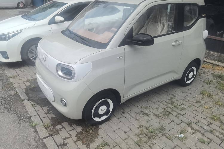 Used Wuling Hongguang MINIEV 2024 3rd Generation 215km Youth Edition
