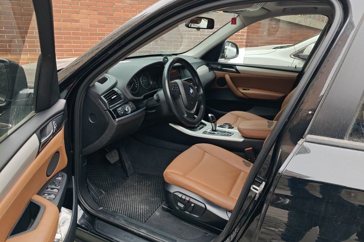 Used BMW X3 2014 xDrive28i Leading Model