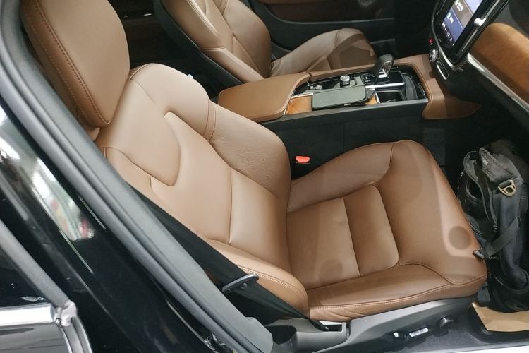 Used Volvo S90 2024 B5 Zhiyi Luxury Edition