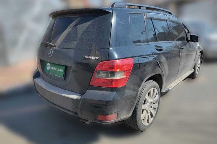 Used Mercedes-Benz GLK-Class 2011 GLK 300 4MATIC Dynamic Model Rear Right 45 Deg