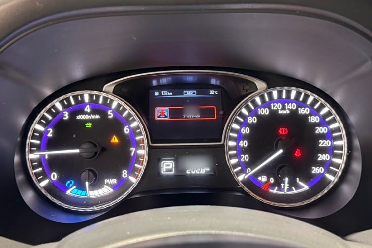 Used Infiniti QX60 2014 2.5 S/C Hybrid Two-Wheel Drive Excellence Edition Interior 5