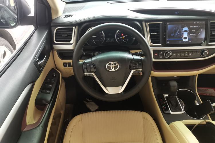 Used Toyota Highlander 2017 2.0T Four-Wheel Drive Elite Edition 7-Seater
