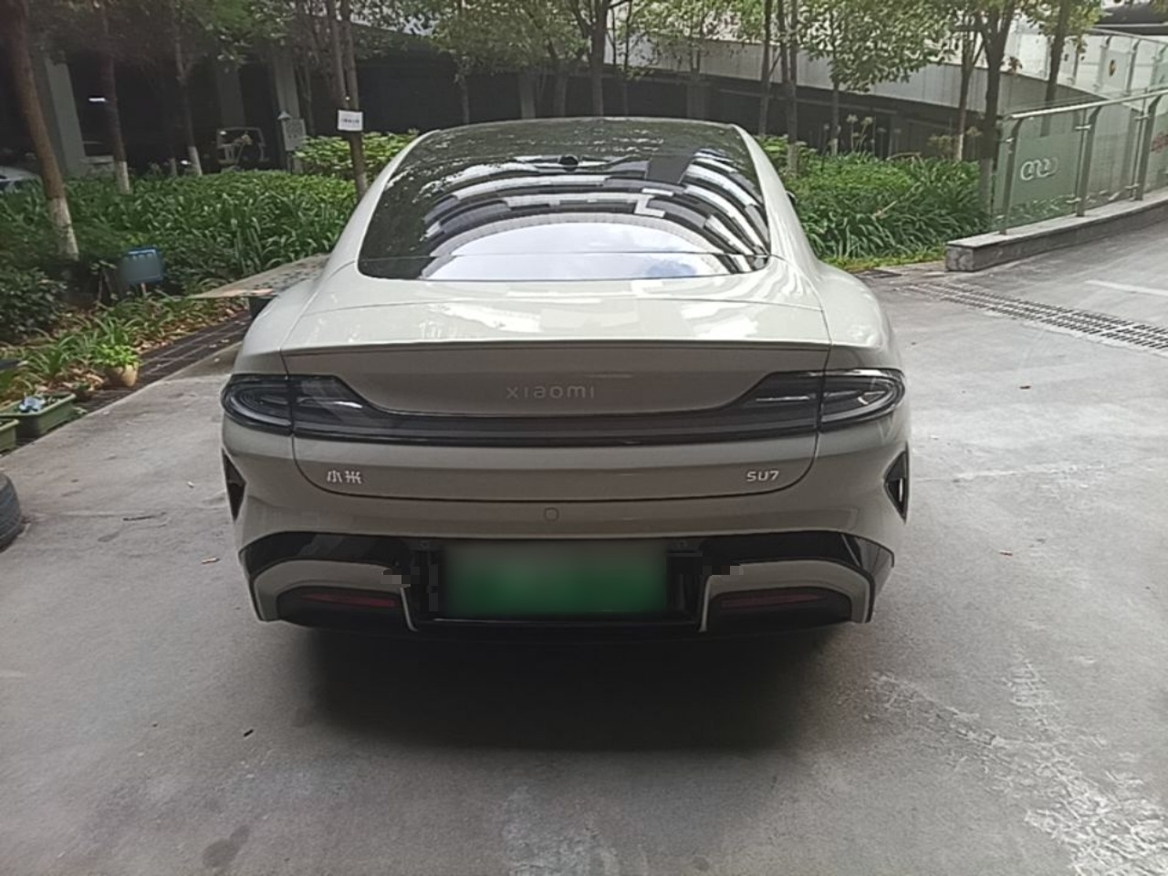 Xiaomi Auto SU7 2024 Rear-Drive Ultra-Long Range Advanced Pro-Level Intelligent Driving Version — снимка 5