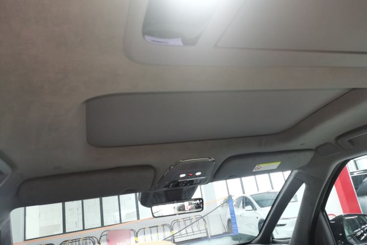 Used Zeekr 009 2024 7-Seater Walk-Through Version Four-Wheel Drive 108 kWh
