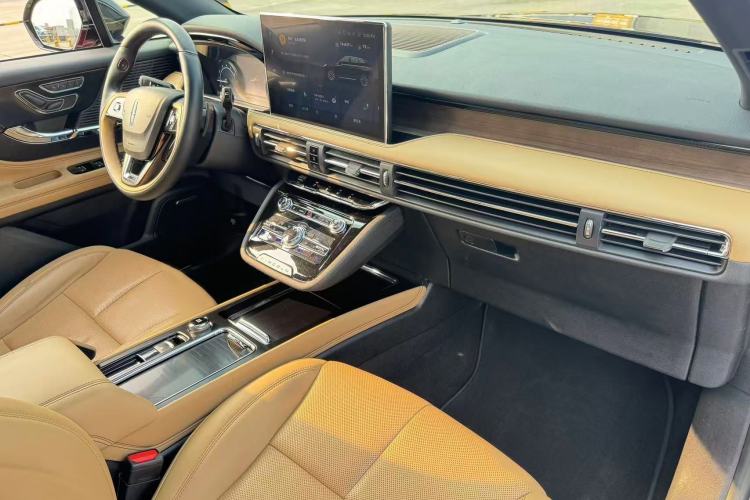 Used Lincoln Corsair 2020 2.0T Two-Wheel Drive Luxury Edition
