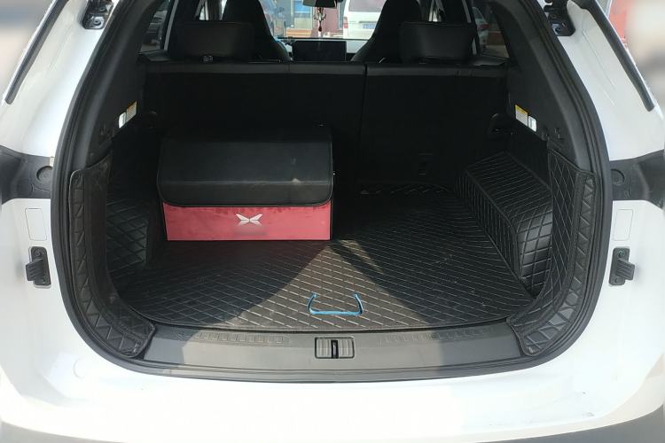 Used JETOUR Shanhai L6 2024 1.5TD DHT MAX
