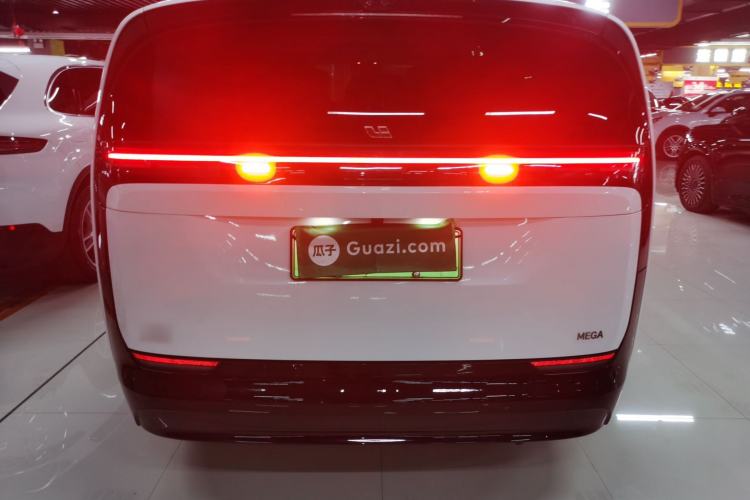 Used Li Auto MEGA 2024 Ultra Model