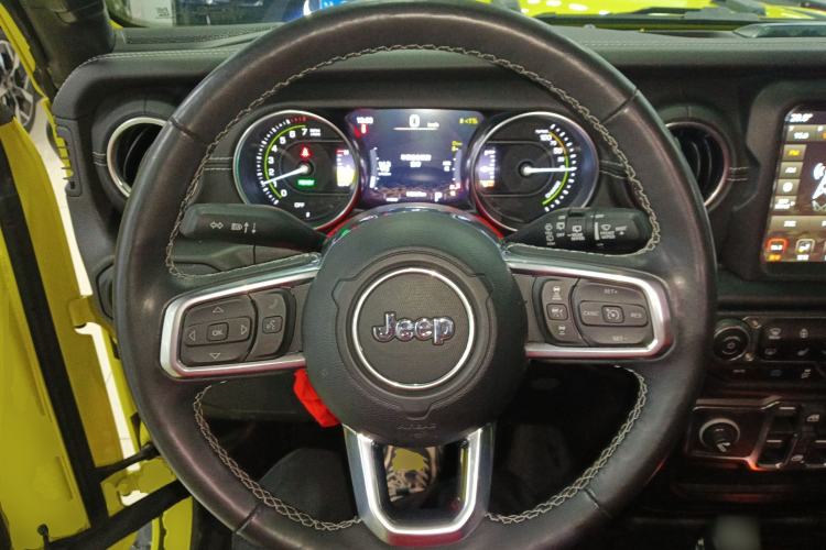 Used Jeep Wrangler New Energy 2022 Four-Door 2.0T 4xe Sahara Fluorescent Yellow Limited Edition