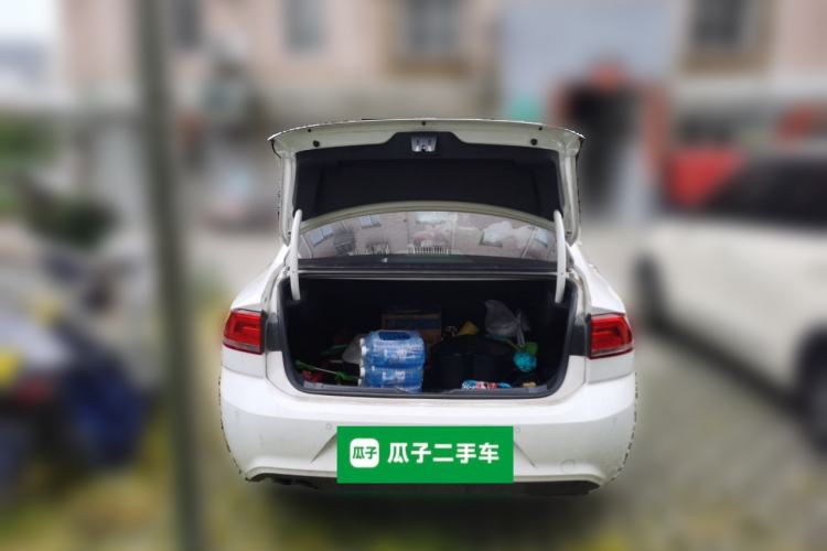 Used Volkswagen Lamando 2017 230TSI DSG Fashion Edition Trunk