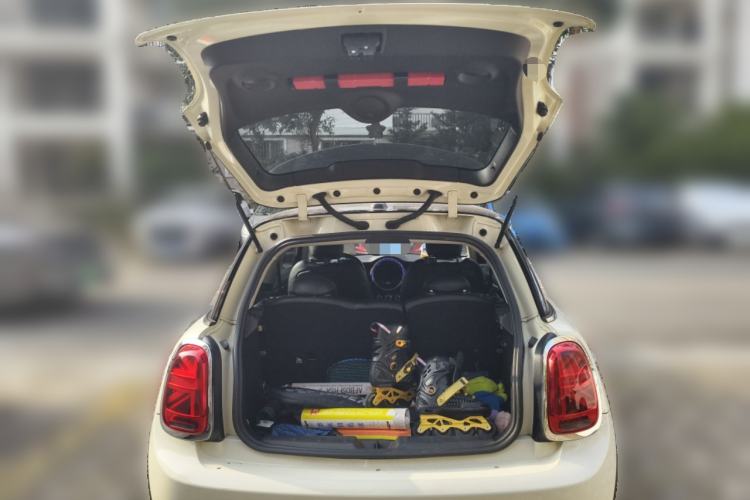 Used MINI MINI 2018 1.5T COOPER Classic Edition