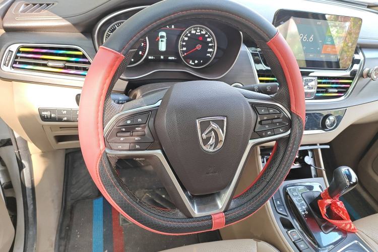 Used Baojun 730 2017 1.8L iAMT Prestige Version 7 Seats