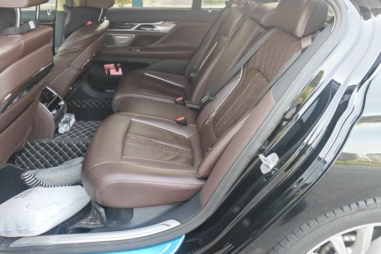 Used BMW 7 Series 2021 730Li Luxury Package