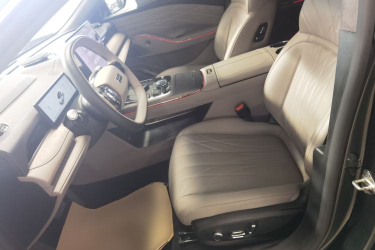 Used Geely Galaxy 8 2025 130km EM-P Starship Edition
