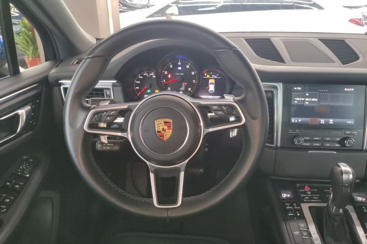 Used Porsche Macan 2017 Macan 2.0T