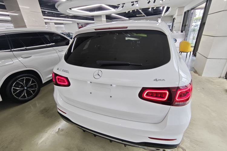 Used Mercedes-Benz GLC 2020 Facelift GLC 300 L 4MATIC Dynamic Edition
