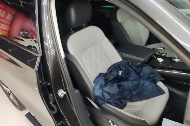 Used Volkswagen Tavendor 2023 380TSI Four-Wheel Drive R-Line Cruise Edition Right Front Seat