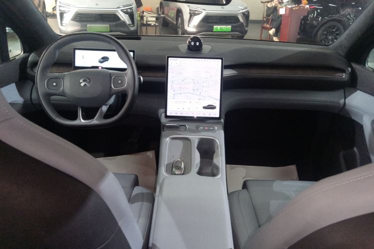 Used Nio EC6 2023 75 kWh