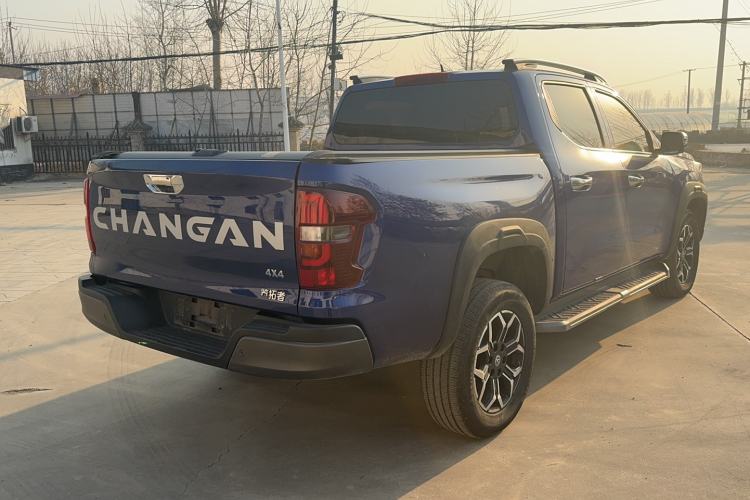 Used Changan Lantop 2023 2.0T Automatic 4x4 Gasoline Flagship Standard Cab
