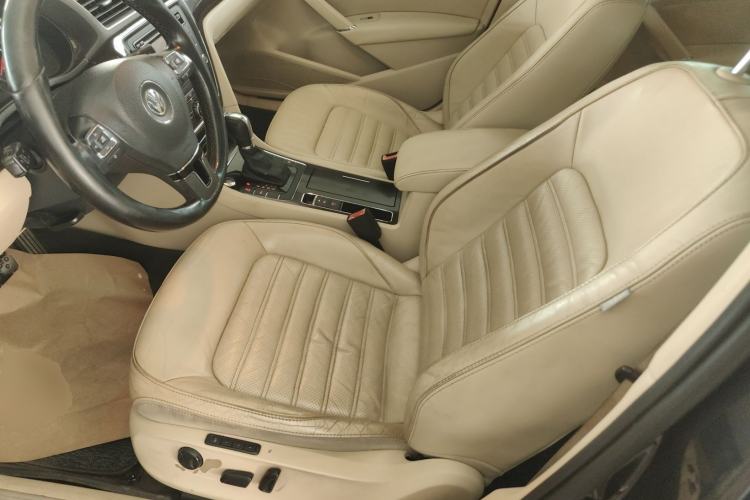 Used Volkswagen Passat 2015 1.8TSI DSG Prestige Edition
