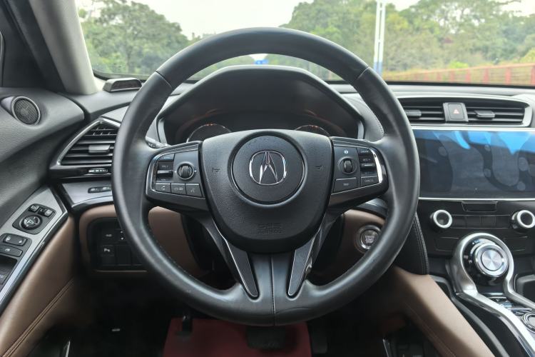 Used Acura CDX 2016 1.5T Two-Wheel Drive Deluxe Edition
