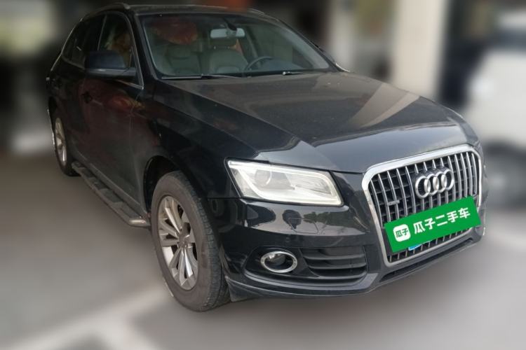 Used Audi Q5 2013 40 TFSI Technology Edition Front Right 45 Deg