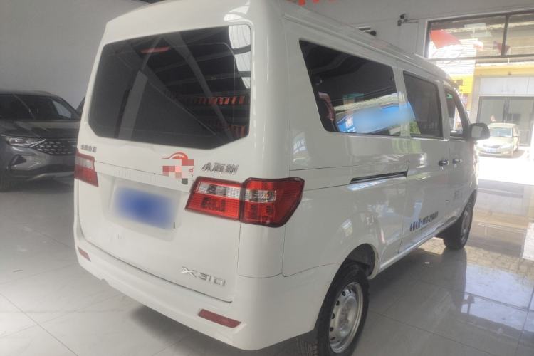 Used Jinbei Hiace X30 2023 1.5L Super-Comfortable Passenger Van 5/6/7-Seater Non-Air-Conditioned Version Model SWC15M Rear Right 45 Deg