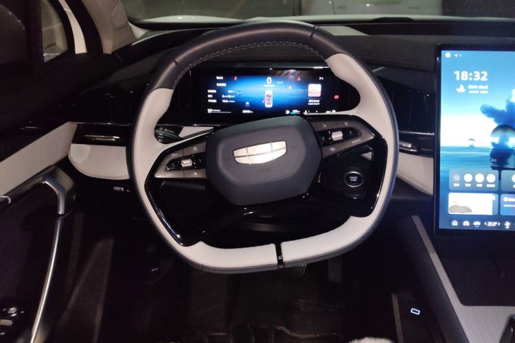 Used Geely Auto FX11 2024 1.5TD DCT Prestige Edition