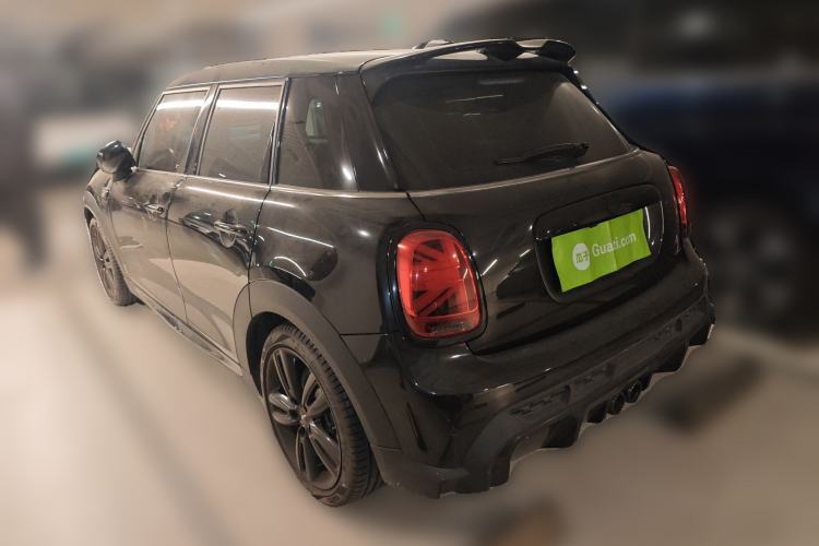 Used MINI MINI 2022 2.0T COOPER S Black Badge Special Edition Five-Door Model
