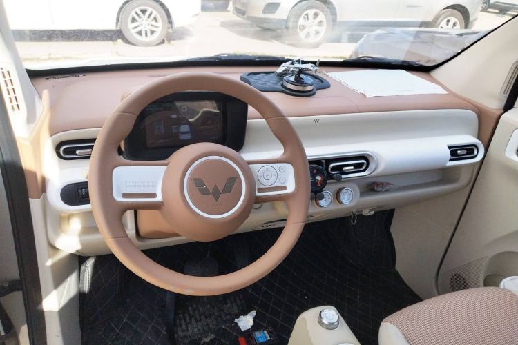 Used Wuling Hongguang MINIEV 2024 3rd Generation 215km Youth Edition