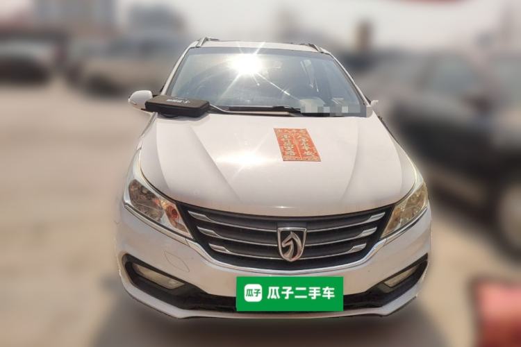 Used Baojun 310 2016 1.2L Manual Luxury Model Exterior 1