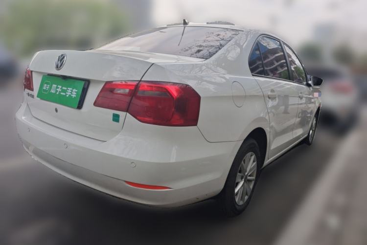 Used Volkswagen Jetta 2015 Value Edition 1.6L Automatic Fashion Version Rear Right 45 Deg