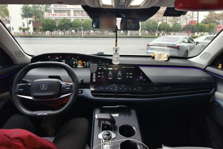 Used CHANGAN UNI-K iDD 2022 Blue Whale iDD 130km 1.5T Prestige Model
