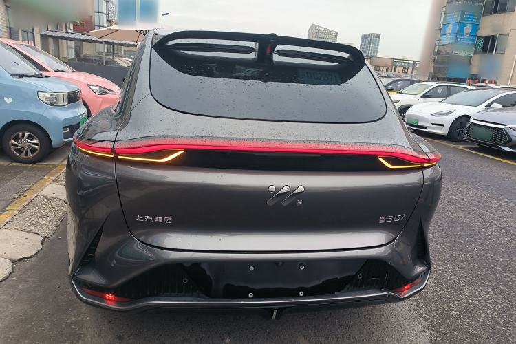 Used IM LS7 2023 90 kWh Elite Rear-Drive Version